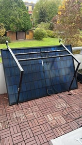Soporte ajustable para paneles solares de balcón, compatible con barandillas, con gancho en forma de L para paneles solares de 400-600W, soporte metálico resistente a tormentas Foto del cliente 2