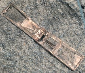 Praktischer Pillenteiler Tablettenschneider Grün-Transparent - Idealer Medikamentenspalter für präzise Dosierung Kunden-Foto 1