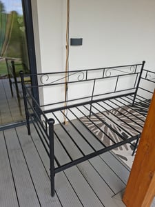 Letto in metallo "Kerava" con rete a doghe 90x200 cm, nero Foto del cliente 1