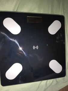 Körperfettwaage, Personenwaage Digital mit APP, Waage Personen Bluetooth Körperwaage für Körperfett, BMI, Gewicht, Muskelmasse, 180 kg - DATASCALE Kunden-Foto 1