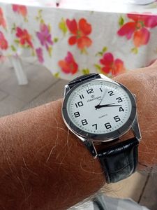 Damenuhr Classique silber schwarz 31mm Kunden-Foto 1