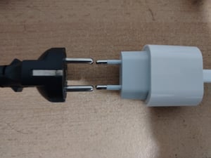 Original Apple Ladegerät 20 W USB C Power Adapter Kunden-Foto 15
