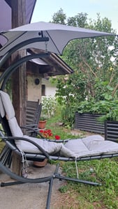 KESSER® Schwebeliege mit Sonnenschirm, Hängeliege , Sonnenliege H200, L194, B100 cm, Relaxliege, Schaukelliege Hängematte , bis 120 kg belastbar , Schaukelliege, Auflagen - Nackenkissen Kunden-Foto 1
