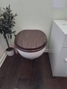 sanicomfort WC Sitz Wood dark, MDF Holzkern, mit Absenkautomatik, Toilettensitz mit Klodecken, Klobrille und Deckel, verchromte Metallscharniere, einfache Montage Kunden-Foto 2
