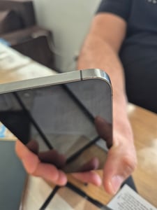 Apple iPhone 13 Pro Max, 17 cm (6.7"), 2778 x 1284 px, 256 GB, 12 MP, iOS 15, Zelená Fotografie od zákazníka č. 4