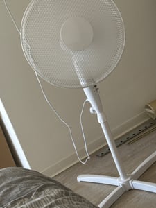 Ito WLSF-4043: 40cm stojanový oscilační ventilátor Fotografie od zákazníka č. 1