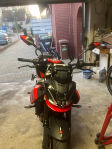 Area1 Premium Motorradspiegel rot Motorrad Rückspiegel Set (rechts+links) e- 2xM10 Rechtsgewinde. Kompatibel mit Honda Kawasaki KSR Moto Suzuki Kunden-Foto 1