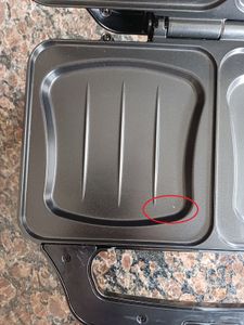 Emerio Sandwichmaker XXL – für 4 Sandwiches – PFAS-frei – 1300 W – großes Grill-/Backflächenformat – Edelstahl – ST-111153.4 – Schwarz Kunden-Foto 2
