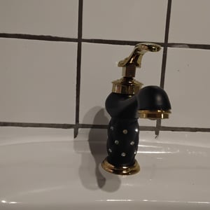 Umývadlová batéria Ari Aristo, stojanková páková batéria, keramická kartuša, perlátor, mosadz, zlatá Fotografia od zákazníka č. 2