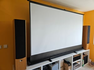 Maclean tragbare Projektionswand, kompakt, bodenstehend, 86", 4:3, MC-963 Kunden-Foto 4