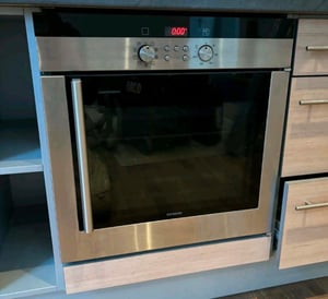 Electrolux EOF6P46RX, Medium, Elektrischer Ofen, 72 l, 3490 W, 72 l, 30 - 300 °C Kunden-Foto 1