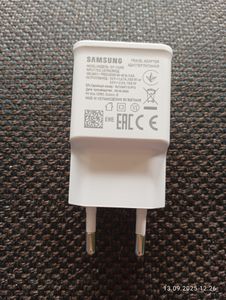 SAMSUNG MOBILE Schnellladegerät 15W inkl. USB-C Kabel White Kunden-Foto 5