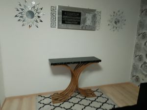 Wąski stolik konsolowy Tribesigns, stolik boczny ze złotą metalową ramą, stolik do przedpokoju 100 x 30 x 80 cm, mały stolik wystawowy, stolik rozkładany do małych pomieszczeń Zdjęcie produktu od klienta nr 1