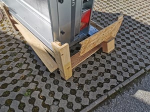 Gartenanhänger 230 Kipp Mit Stützrad, H-1100 Rahmen Und Blauer Abdeckung Kunden-Foto 5