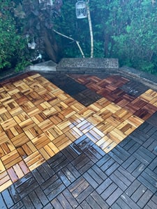 44 Stück 30x30 cm Akazienfliesen = 4 m² Holzfliesen Akazien Holz Terrassenfliesen Klickfliesen Balkonfliesen Steckfliesen Kunden-Foto 1