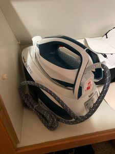 Tefal Express Power SV8111, 430 g/min, Durilium AirGlide Autoclean soleplate, 6,2 bar, 1,8 l, 120 g/min, Blau, Weiß Kunden-Foto 1