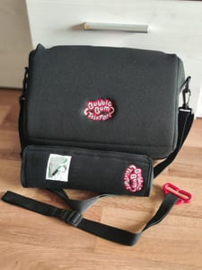 BubbleBum Teleport Reise Kindersitz, i-Size R129 Sitzerhöhung Auto Kinder, Tragbar Kindersitzerhöhung für Kinder 125-150cm, Faltet 60% Kleiner Schwarz Kunden-Foto 1