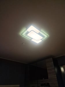 Style home LED Deckenleuchte Deckenlampe 90W, voll dimmbar mit Fernbedienung, Leuchte für Wohnzimmer, Schlafzimmer, Büro, Arbeitszimmer, Quadratisch, 42 * 42 * 6 cm (Schwarz) Kunden-Foto 1