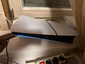 Sony Playstation 5 Slim, PlayStation 5, Czarny, Biały, 16384 MB, GDDR6, 448 GB/s, AMD Zdjęcie produktu od klienta nr 1
