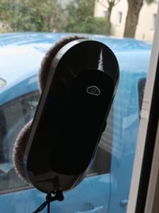 Fensterputzroboter, Fensterputzer, 6000Pa Starker Fenstersauger, 2-Wege-Sprühfunktion, USV-Stromausfallschutz, 3 Automatische Reinigungsmodi Kunden-Foto 2