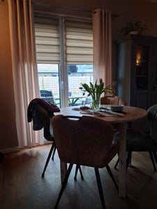 Tenda gialla 140x175 cm con occhielli – tenda oscurante in microsatinato (100% poliestere), traslucida, facile da lavare e che mantiene la forma Foto del cliente 1