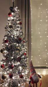 COSTWAY albero di Natale a matita 180cm, albero di Natale artificiale 500 aghi in PVC con neve, albero di Natale artificiale con 250 LED bianchi caldi e supporto in metallo Foto del cliente 1