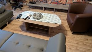 HOME DELUXE Couchtisch Oval LIARA - 131 x 82 x 13 cm - Fishbone Oak | Wohnzimmertisch, Beistelltisch Kunden-Foto 1