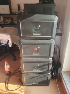 Powerness Balkonkraftwerk Speicher 8192Wh Growatt NOAH 2000 x4 mit 1800W PV-Eingangsleistung IP66 für Balkonkraftwerk (0% MwSt) Kunden-Foto 4
