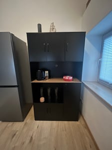 COSTWAY Armoire de cuisine, armoire buffet, armoire haute avec prise électrique, portes & plan de travail, armoire à provisions, armoire de rangement, 100x40x180cm, Noir Photo du client 5