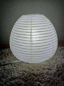 Japanische Papier Tischlampe mit Reispapier Lampenschirm, Nachttischlampe E14 für Schlafzimmer & Wohnzimmer, Weiß Kunden-Foto 1