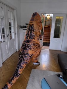 Costume da rapimento alieno gonfiabile per adulti, perfetto per Halloween e carnevale, 150-200 cm - UFOMAN Foto del cliente 5