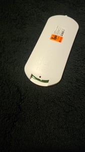 Łóżko tapicerowane Flieks 160 x 200 cm z USB, łóżko z pojemnikiem, łóżko podwójne z listwami i oświetleniem LED, hydrauliczne łóżko kontynentalne, łóżko młodzieżowe, len, beżowe Zdjęcie produktu od klienta nr 2