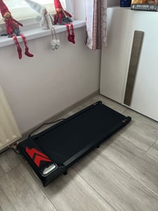 Vidacharmy Skladací bežecký pás bez riadidiel, 2,5 hp tichý motor, 8 % sklon, LED displej a diaľkové ovládanie - pre domácnosť, kanceláriu a posilňovňu Fotografia od zákazníka č. 2