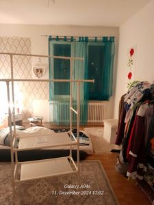 SONGMICS Kleiderständer 2 Kleiderstangen 2 Ablagen bis 70 kg belastbar Kunden-Foto 3