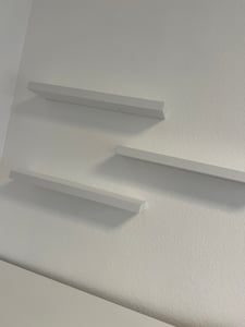 Étagère murale Relaxdays, lot de 3, L x P : 38 x 15 cm, étagère murale décorative, MDF, design moderne, étagère suspendue, tablette, blanc Photo du client 4