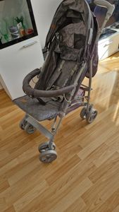 Lionelo Irma malý skladací cestovný kočík s polohovateľnou opierkou Grey Stone Fotografia od zákazníka č. 1