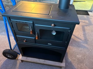 EEK A Poêle de cuisine à bois Prity 1P34 - 10 kw Photo du client 9