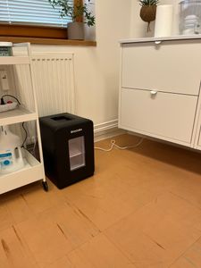 tectake® Elektrische Kühl- und Wärmebox 40 l Fassungsvermögen Steckdosen- und Autoanschluss Kunden-Foto 1