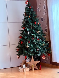 COSTWAY 180cm LED Künstlicher Weihnachtsbaum mit 1000 PVC Spitzen, 350 LED, 11 Lichtmodi, 5 Farbwechsel & Metallständer Tannenbaum Christbaum Grün Kunden-Foto 4