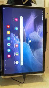 Samsung Galaxy Tab S7 FE SM-T733, 31,5 cm (12.4"), 2560 x 1600 Pixel, 64 GB, 4 GB, 2,4 GHz, Schwarz Kunden-Foto 1