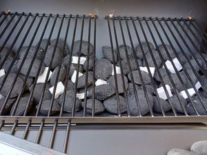 Smoker Grillwagen 'Arielli' 115x110x64cm Schwarz Kunden-Foto 1