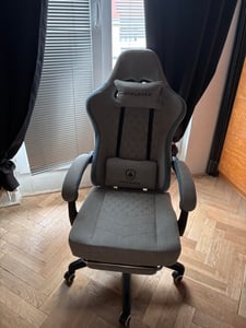 PLAYER Gaming Stuhl Ergonomischer Gaming Sessel Schreibtischstuhl PC Gamer Racing Stuhl mit Stoffoberfläche, Federsitzkissen, Verbindungsarmlehnen Kunden-Foto 1