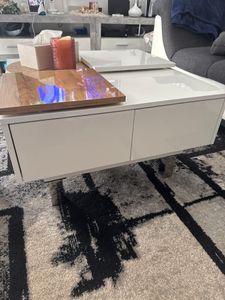 okwish Tavolino da caffè quadrato, Comodino da camera da letto ad alta lucentezza, Tavolino da salotto con contenitore per soggiorno, Comodino con piano d'appoggio scorrevole, Bianco+Naturale Foto del cliente 1