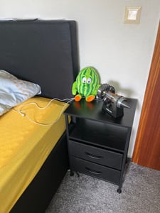 SONGMICS BELLAH Kollektion - Nachttisch mit Ladestation, Beistelltisch mit App-gesteuerter, einstellbarer LED-Beleuchtung, 1 offenes Fach Kunden-Foto 1