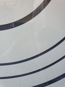 Scaffale per CD in legno | Armadio CD salvaspazio con 1 porta in vetro di sicurezza ESG per 150 CD o 65 DVD | Dimensioni: H. 92 x W. 31 x D. 18 cm | 5 scaffali variabili – Tilano M Foto del cliente 1