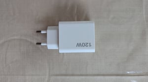 120W USB-C Schnellladegerät – 5-Port Schnellladeadapter (1x USB-C 25W PD, 2x USB-C 18W PD, 2x USB 3.0 QC 15,5W) für Smartphone & Tablet Kunden-Foto 3