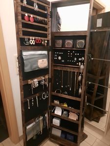 COSTWAY Schmuckschrank, Spiegelschrank mit Ganzkörperspiegel & eingebauter Make-up-Spiegel, 360° drehbar, abschließbar, Schmuck-Organizer Schwarz Kunden-Foto 2