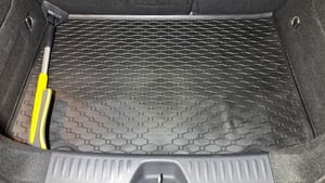 Passgenaue Gummifußmatten und Laderaumwanne von Z4L passend für SEAT Arona ab 2017 Kunden-Foto 3