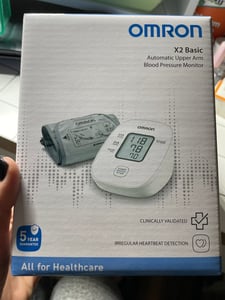 Omron Blutdruckmessgerät Gesundheit Medizin Armstulpe Digital Komfort Zuhause Kunden-Foto 1