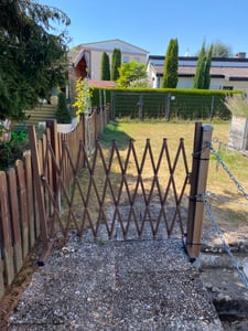 Outsunny Scherengitter Absperrgitter ausziehbar 31-250cm Garten Alu Braun Kunden-Foto 2